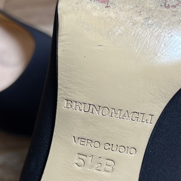 BRUNOMAGLI Heel Size 35.5 - Picture 10 of 14
